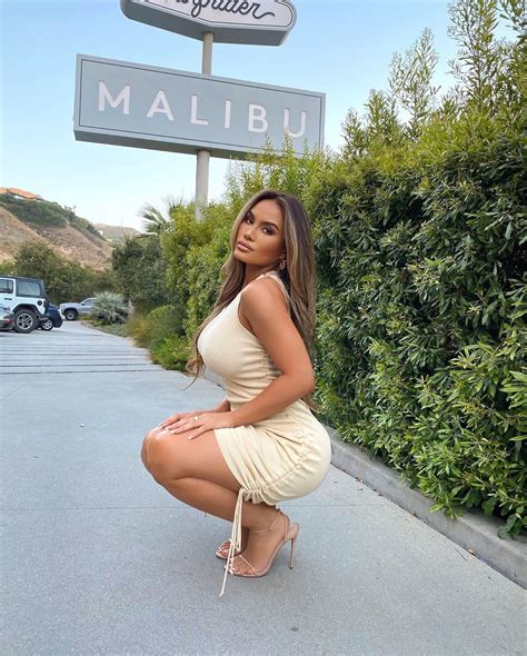 daphne joy feet